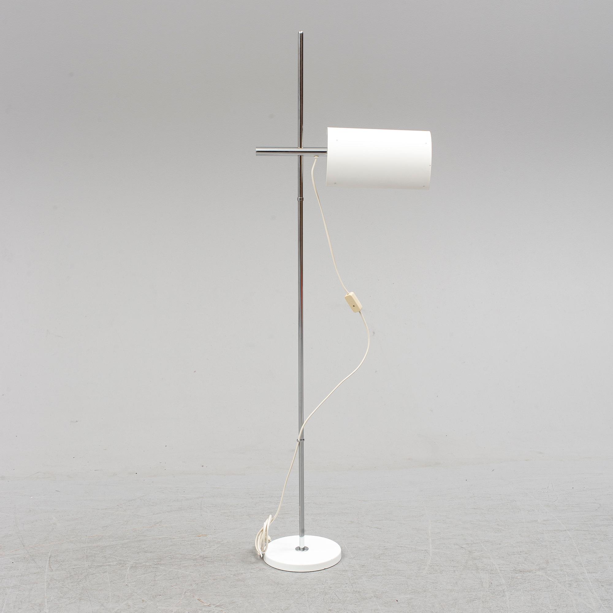 BEN AF SCHULTEN, a BS812 standard light from Artek, Finland.