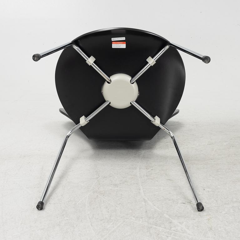 Arne Jacobsen, stolar åtta st. "Sjuan", Fritz Hansen, Danmark, daterade 2005.