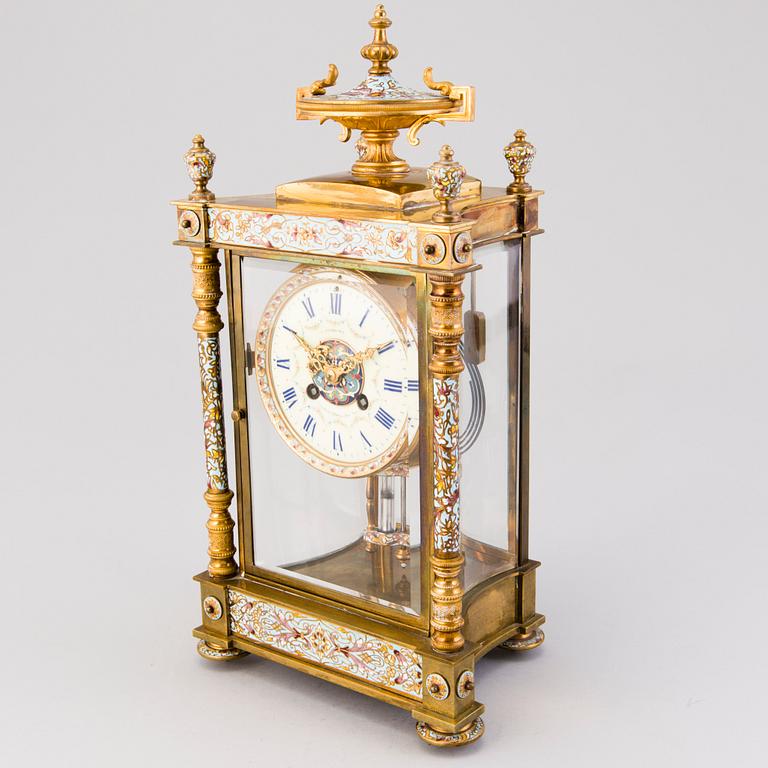 An early French 20th century mantel clock for J. Ullmann & Co.