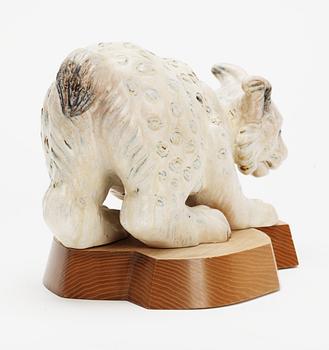 A Gunnar Nylund stoneware figure of a lynx, Rörstrand.