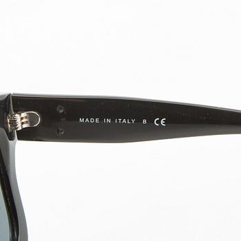 Chanel, sunglasses.