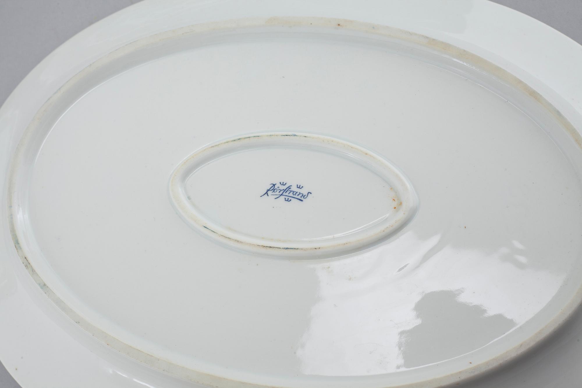 SERVIS, 119 delar, "Swedish Grace" med monogram, porslin, Rörstrand, 1900-tal.