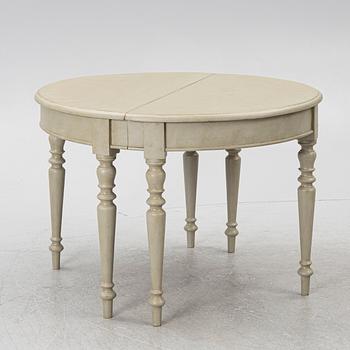 Dining table, 19th century.