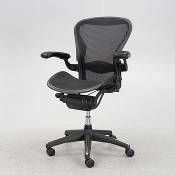 Don Chadwick/Bill Stump, skrivbordsstol, "Aeron", Herman Miller.