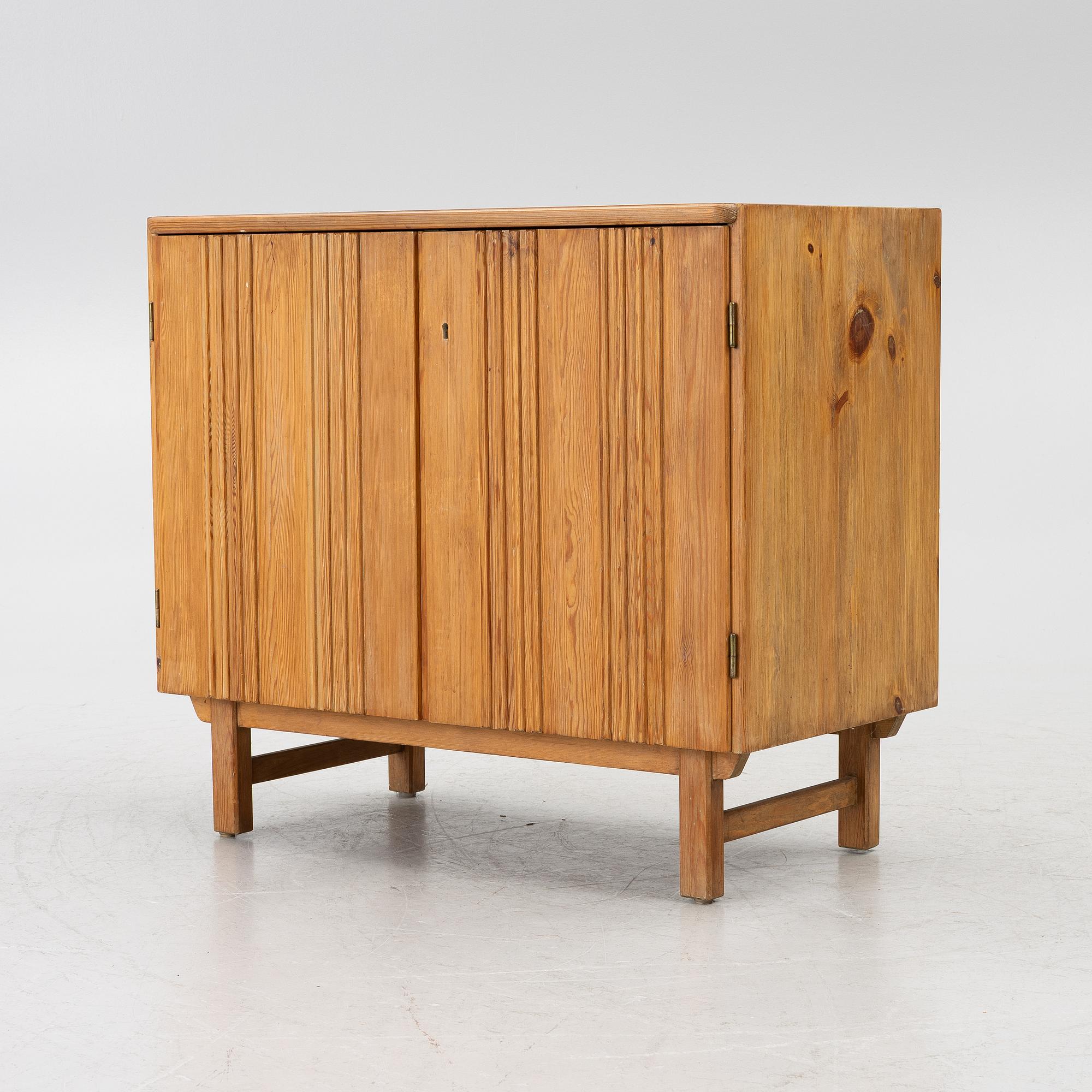 Göran Malmvall, a cabinet, mid-20th Century.