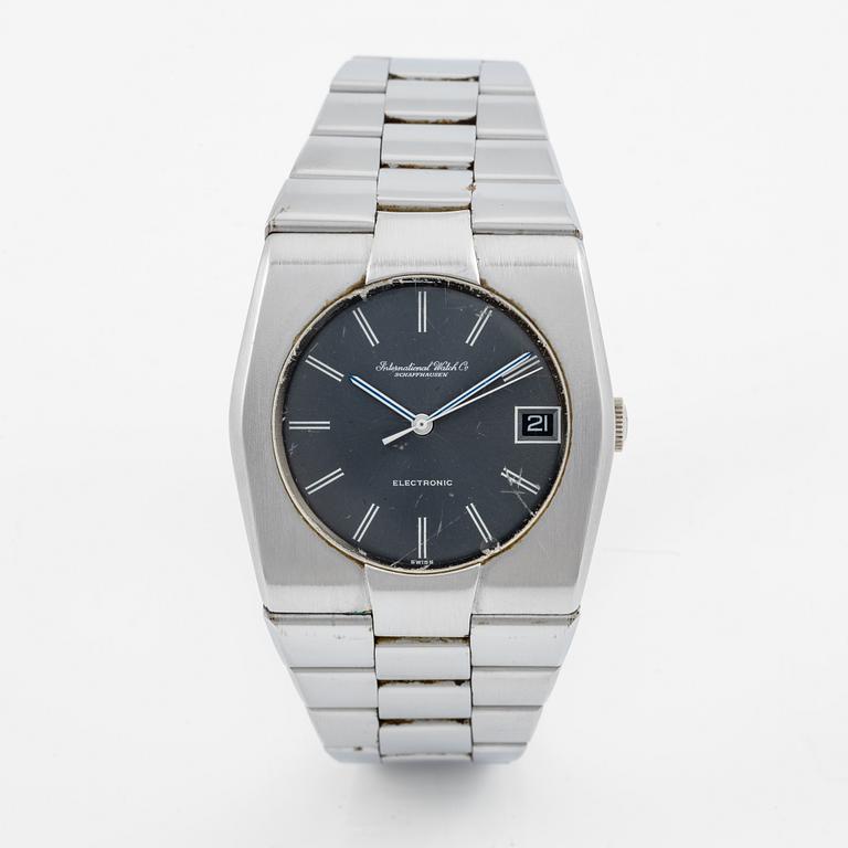 IWC, Electronic, "Jumbo", wristwatch, 38.5 x 42 mm.