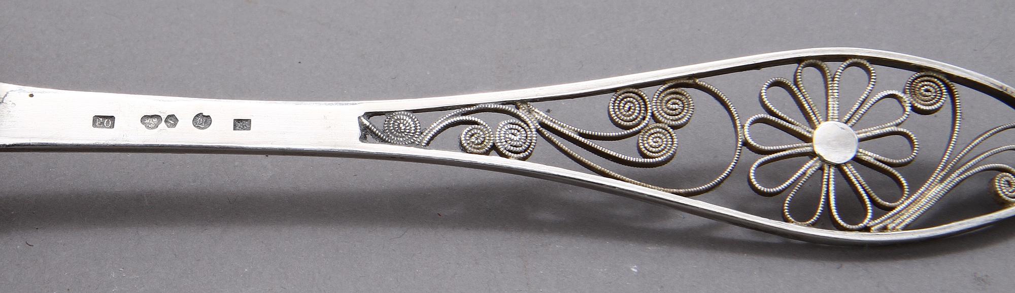 PARTI SILVER, 11 delar, delvis 1800-tal.