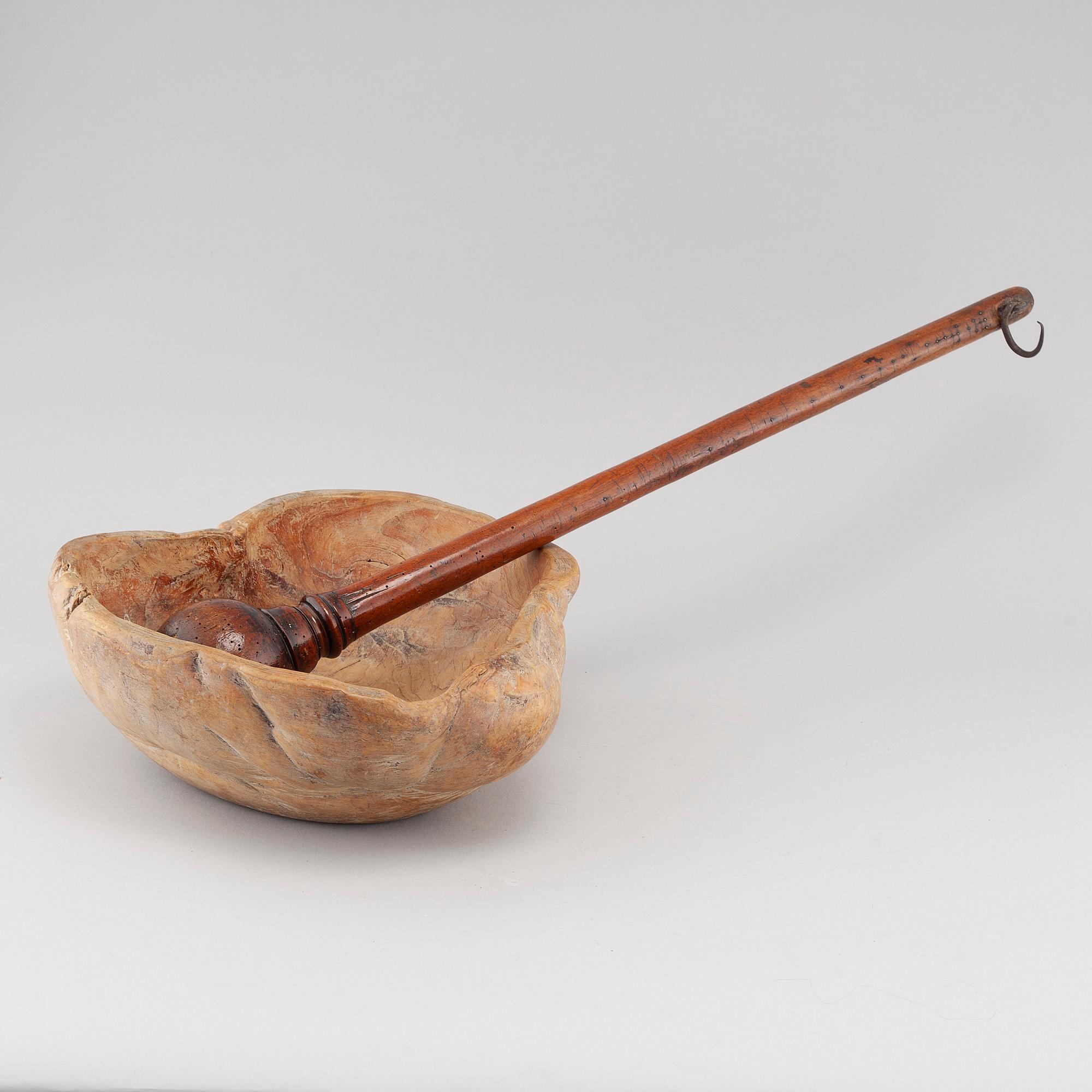 A bowl and a balance, dated 1839 and 1794.