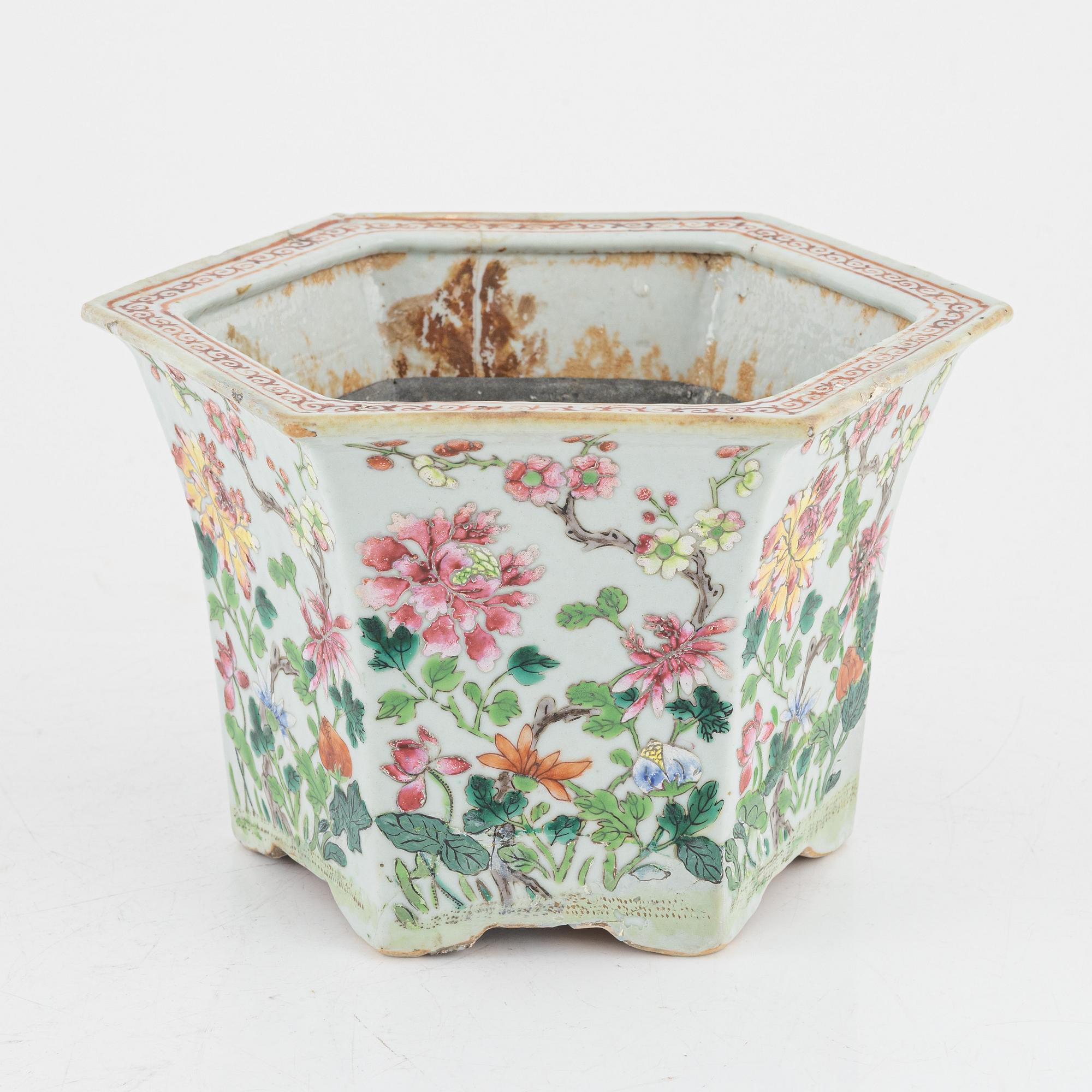 Ytterfoder, urna samt tedosor, 2 st, porslin, Kina, Qingdynasti, 1700-1800-tal.