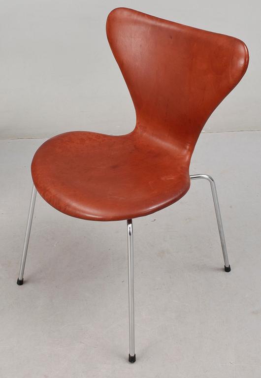 STOLAR, 6 st, "Sjuan / 3107 / Syveren", Arne Jacobsen, Fritz Hansen, Danmark, formgiven 1955.