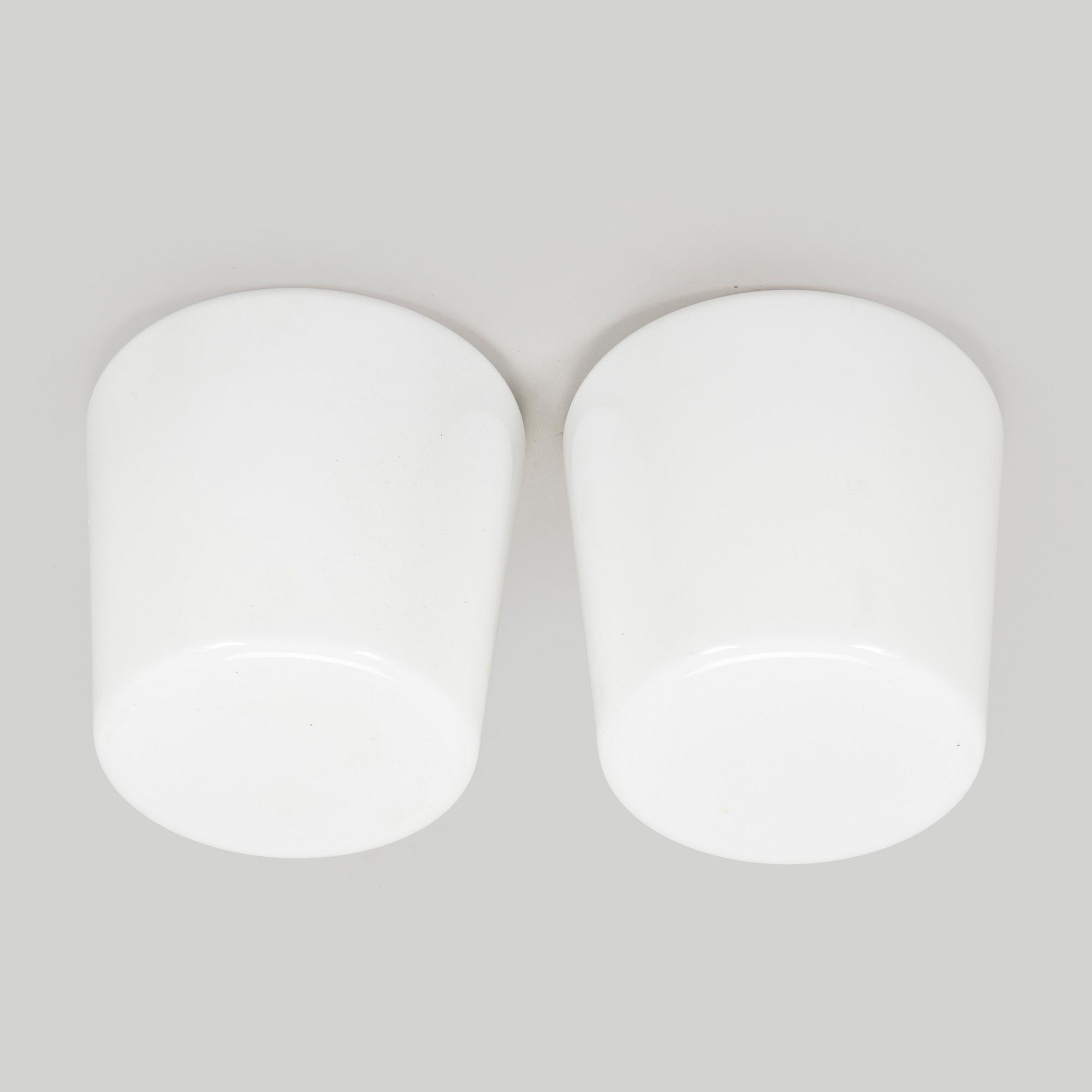 Paavo Tynell, kattovalaisinpari, malli 80119 (80112-25), Idman 1900-luvun puoliväli.