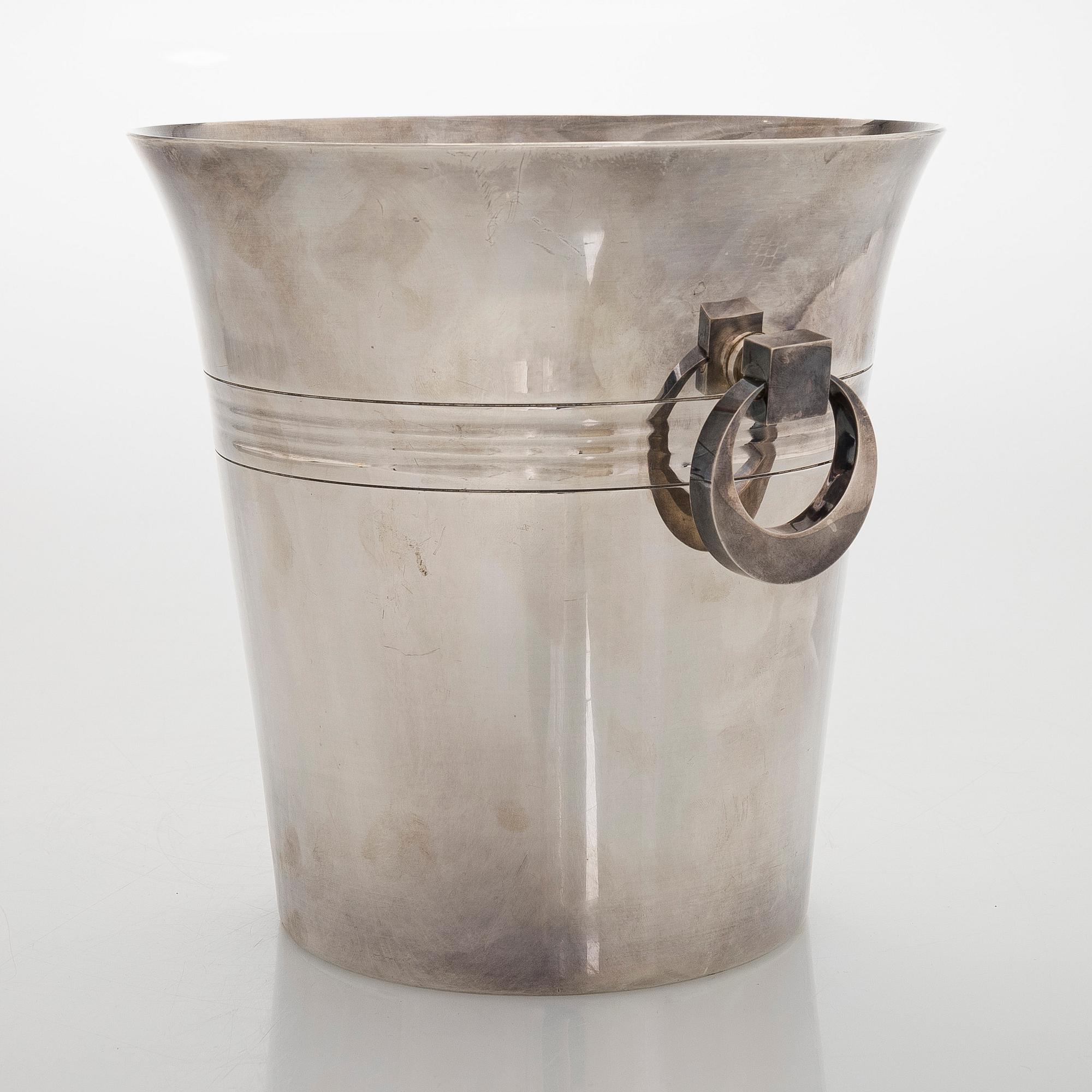 A champagne cooler, France, first half of the 20th century.