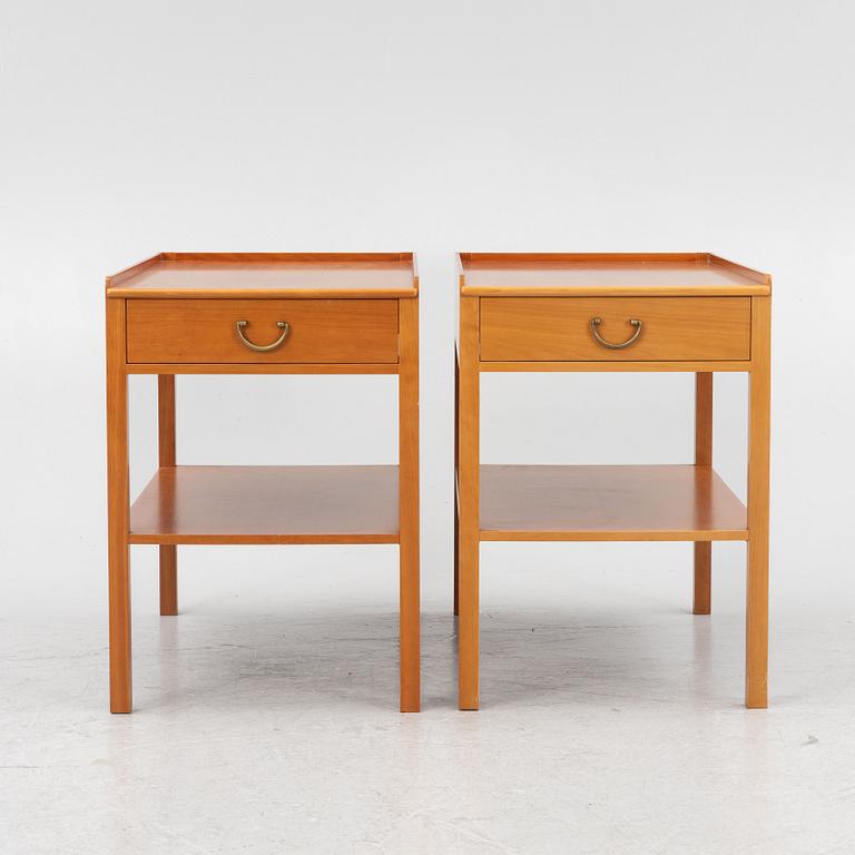 Josef Frank, a pair of model 914 bedside tables, Firma Svenskt Tenn, after 1985.