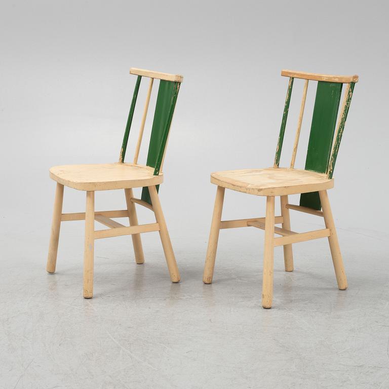 A pair of chairs by Otto Schulz for Boet, first part of the 20th Century.