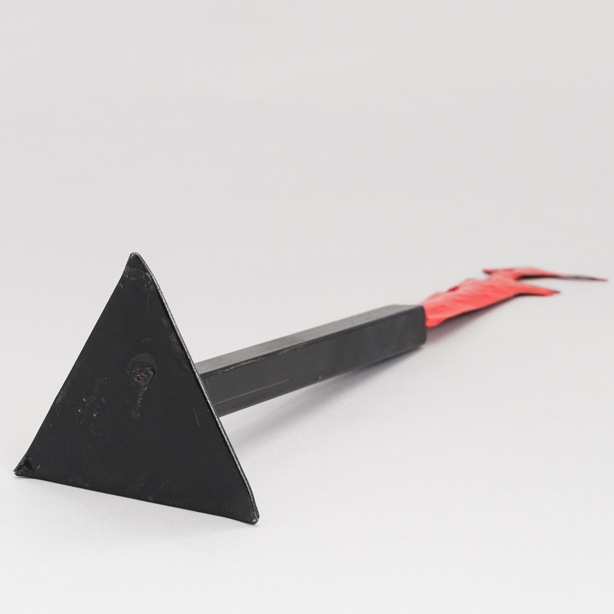 SOILE YLI-MÄYRY, sculpture, metal, signed and dated 2002.