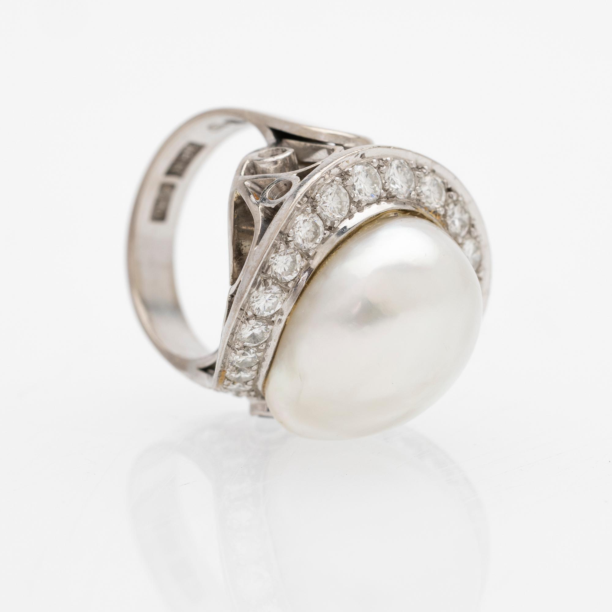 Jürgen Girgsdies, ring, 18K, diamanter, pärla, Stockholm, 1977.