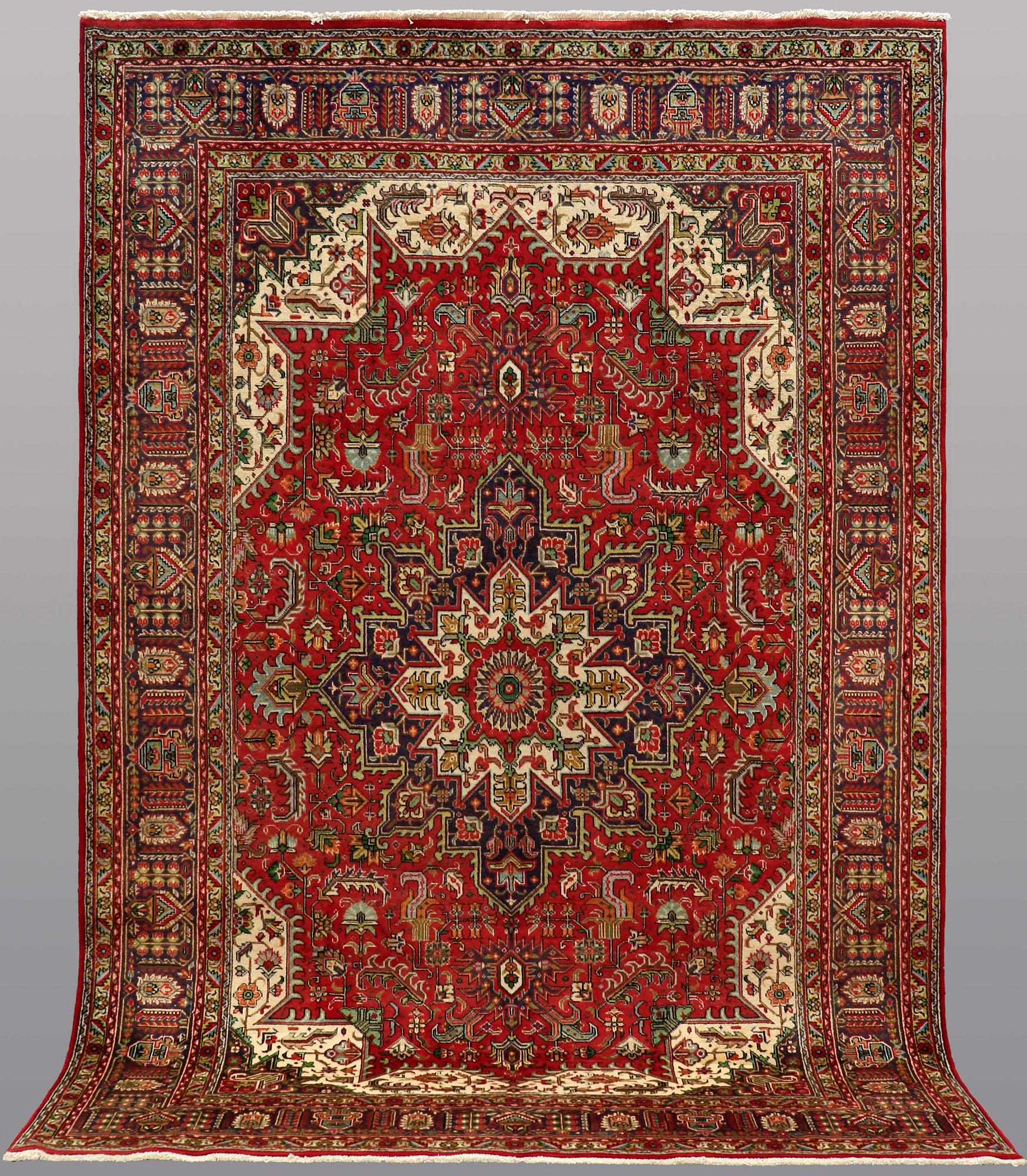 MATTA, Täbriz, ca 300 x 202 cm.