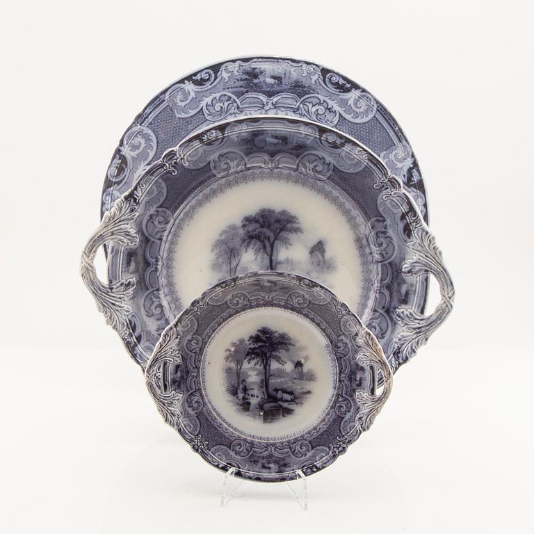 Servis 89 dlr earthenware "Lorraine" S&Co around 1900.