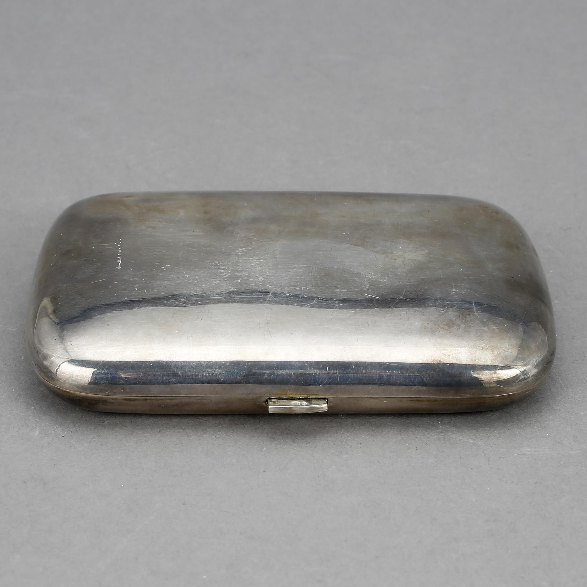 CIGARETTSKRIN, silver, svenska importstämplar, 1900-talets mitt. Vikt ca 185 gram.