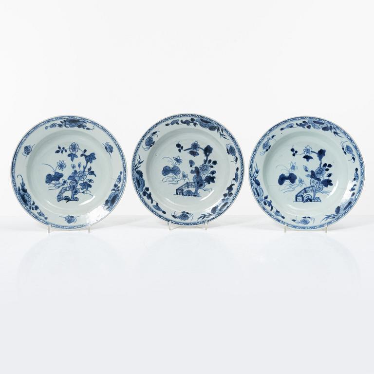 Nine blue and white porcelain plates, China, Qianlong (1736-95).