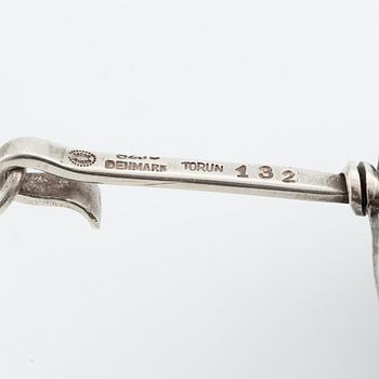 Vivianna Torun Bülow-Hübe, necklace with pendant, model no. 169 and 132, sterling silver with smoky quartz, for Georg Jensen.