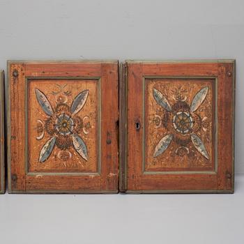 A set of Swedish doors to a cupboard. First half of the 19th century.