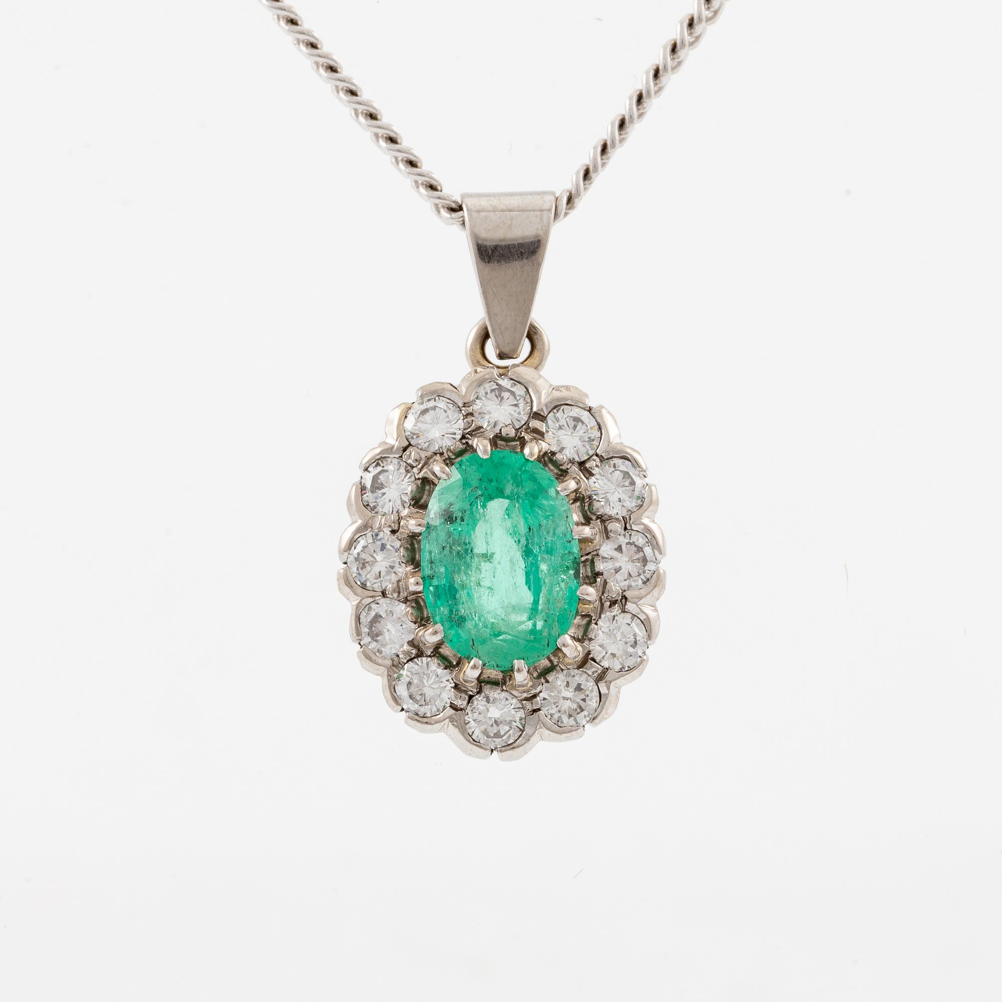 Necklace, 18K white gold with emerald and brilliant-cut diamonds.