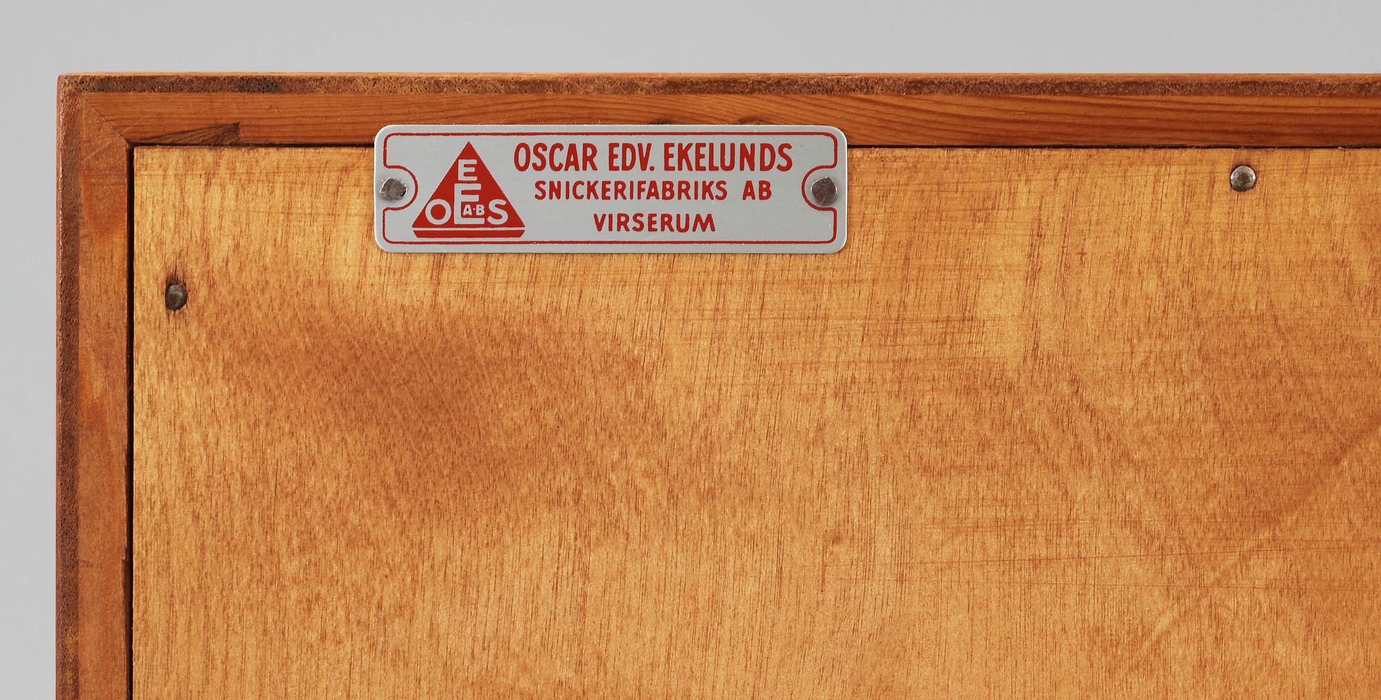 SIDEBOARD, Oscar Edv. Ekelunds Snickerifabrik, Virserum, 1950/60-tal.