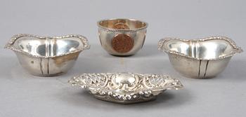 PARTI SILVER, 9 delar, 1800/1900-tal. Bl a importstämplar. Tot. vikt 481 g.