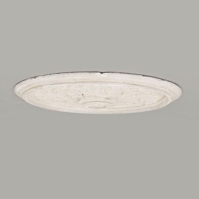 TAKROSETT/ TAKSTUCKATUR, gips, omkring sekelskiftet 1900.