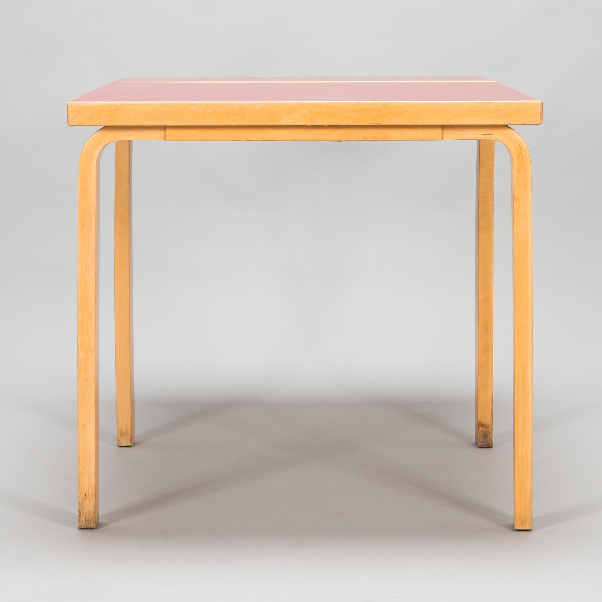 Alvar Aalto, klaffbord modell DL 85 för O.Y. Huonekalu- ja Rakennustyötehdas A.B 1960-tal.