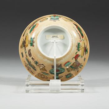 A famille verte bowl, Qing dynasty, Kangxi (1662-1722).