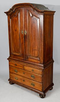 MATSALSSKÅP, rokoko, 1700-tal.