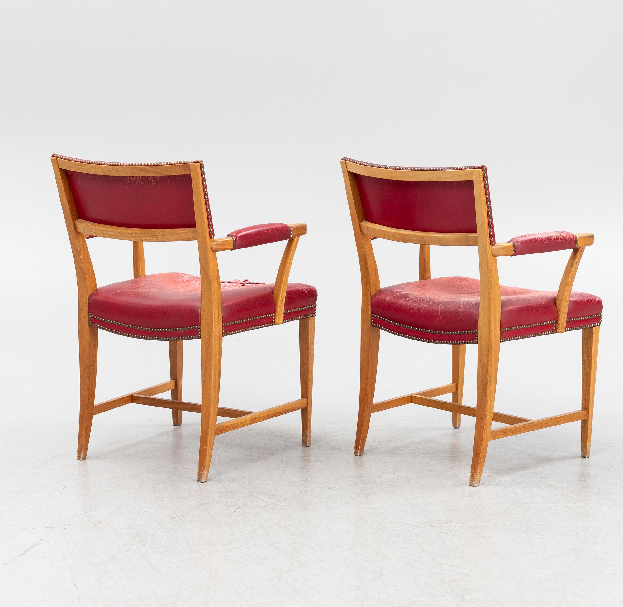 Josef Frank, karmstolar, ett par, modell 695, Firma Svenskt Tenn.