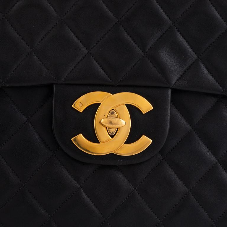 Chanel, väska, "Maxi Classic Flap Bag", 1994-1996.