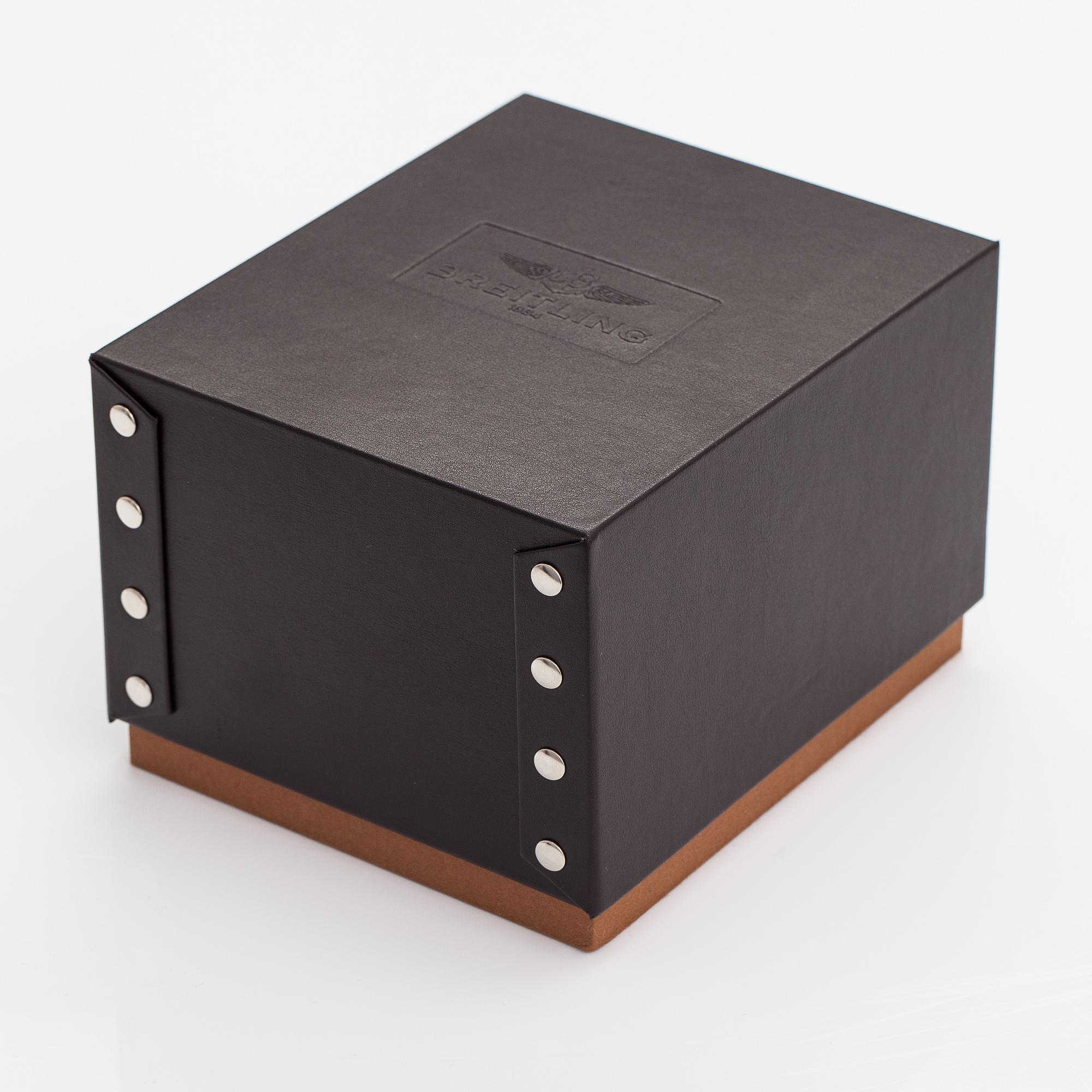 Breitling, Colt, wristwatch, 44 mm.