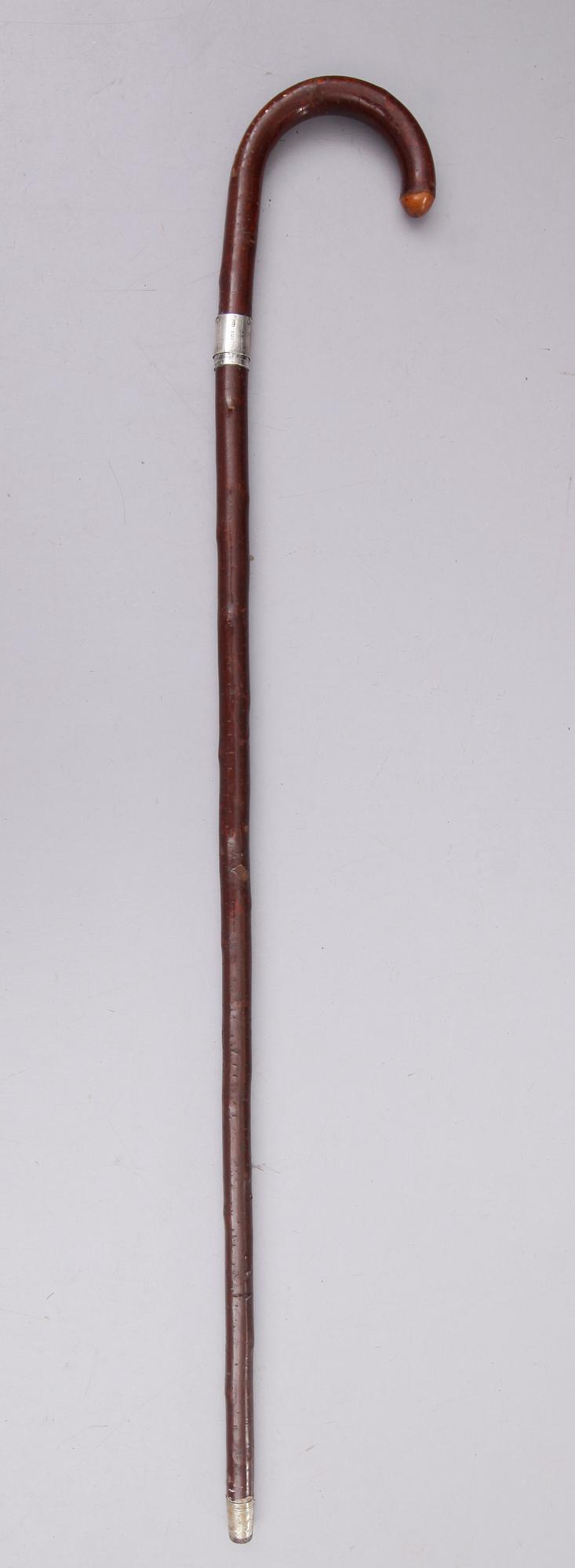 STICKERT, med silverbeslag, London 1910.