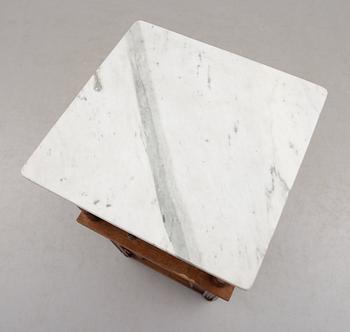 SÄNGBORD, 1800-talets andra hälft.