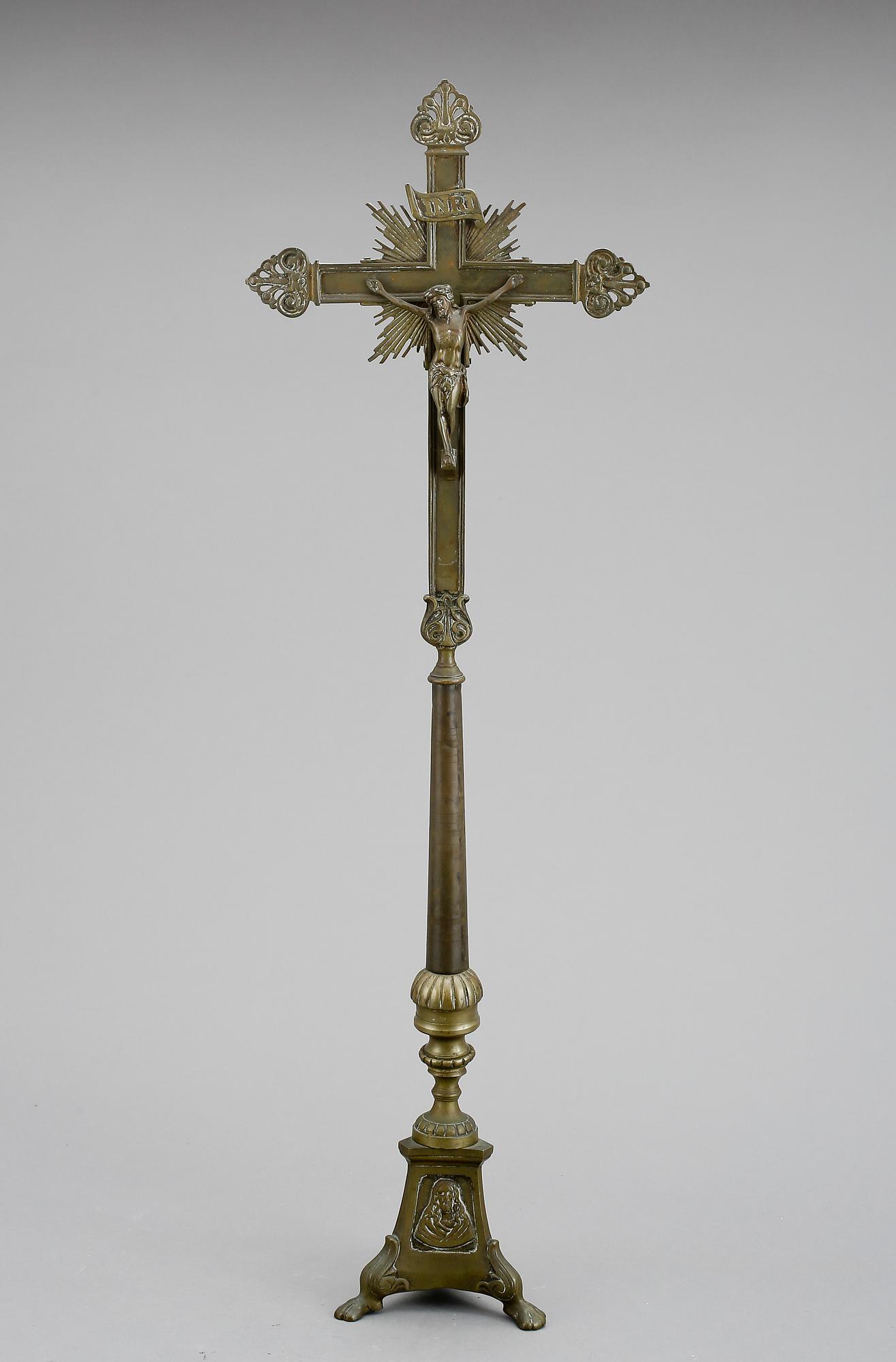 KRUCIFIX, mässing, 1900-tal.