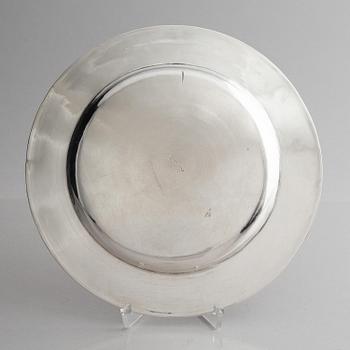 A Russian silver dish, unidentified master, assay master Andrei Sajzew, Moscow 1740s.