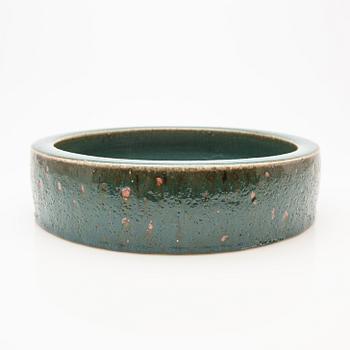 Marianne Westman, fat, stoneware. Rörstrand Atelier.