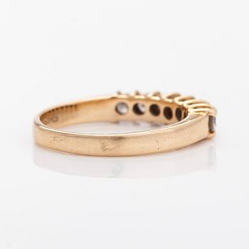 Ring, halvallians, 14K guld med briljantslipade diamanter. Finska importstämplar 1990.