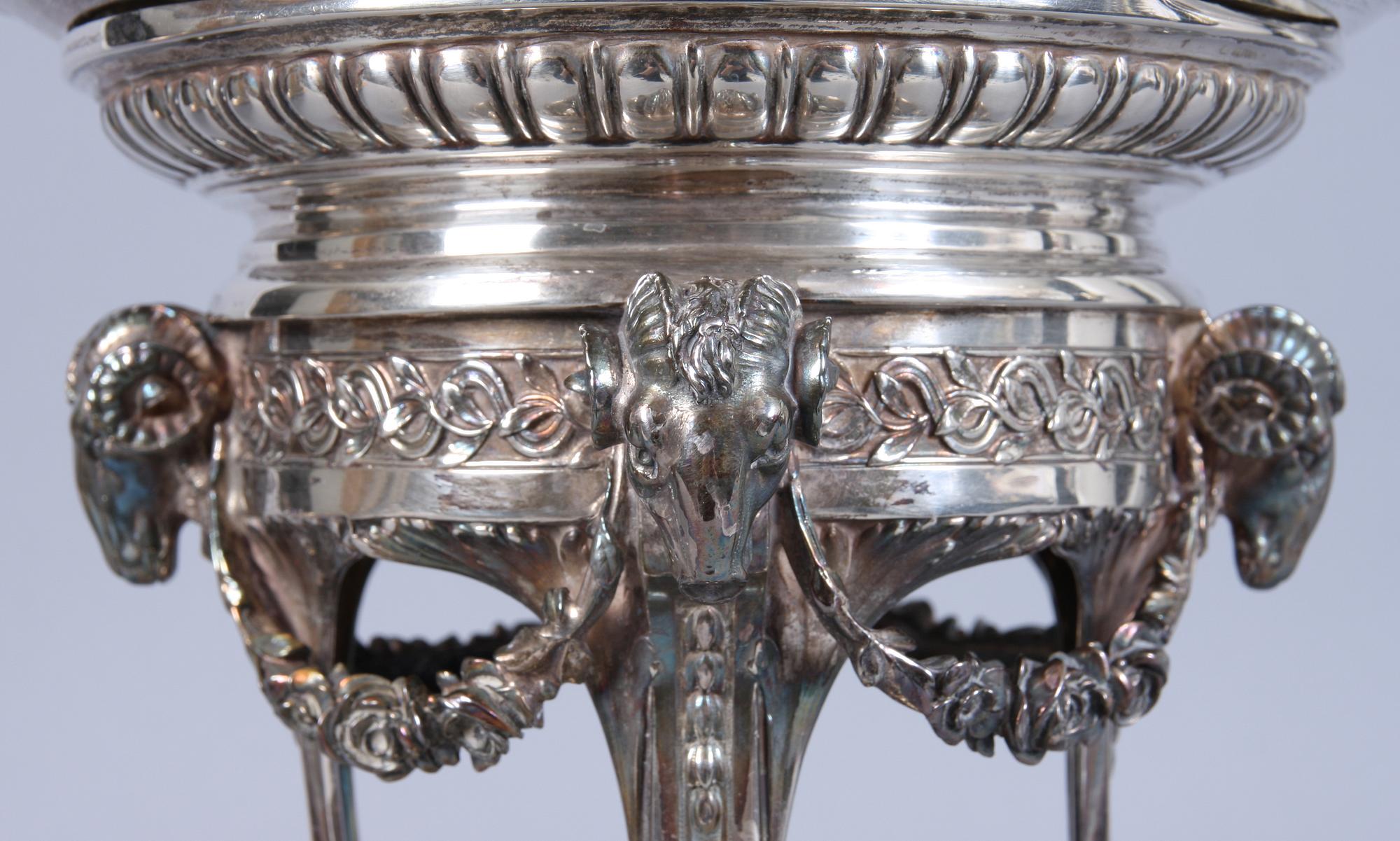 PRAKTSKÅL, silver, C G Hallberg, 1907.