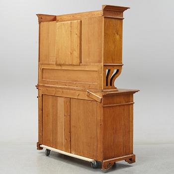 Skåp, jugend, tidigt 1900-tal.