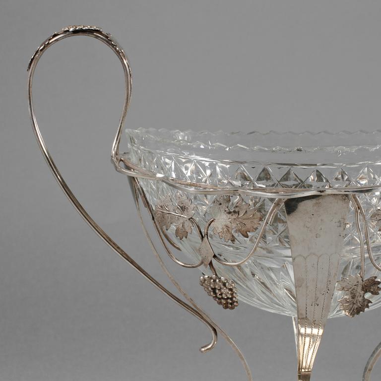 BORDSGARNITYR, 6 delar, silver och glas, Mogens Klarschow, Köpenhamn, 1821.