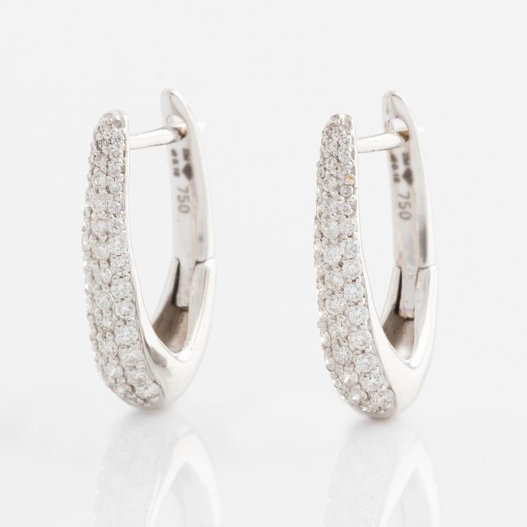 Earrings, with brilliant-cut diamonds.