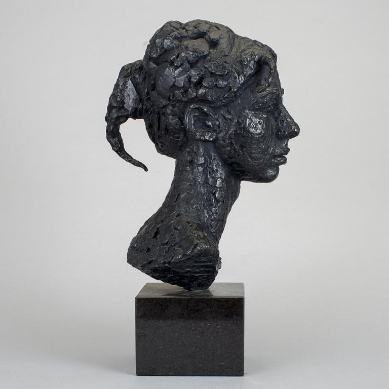 LISS ERIKSSON, skulptur, patinerad brons, numrerad 3/8.