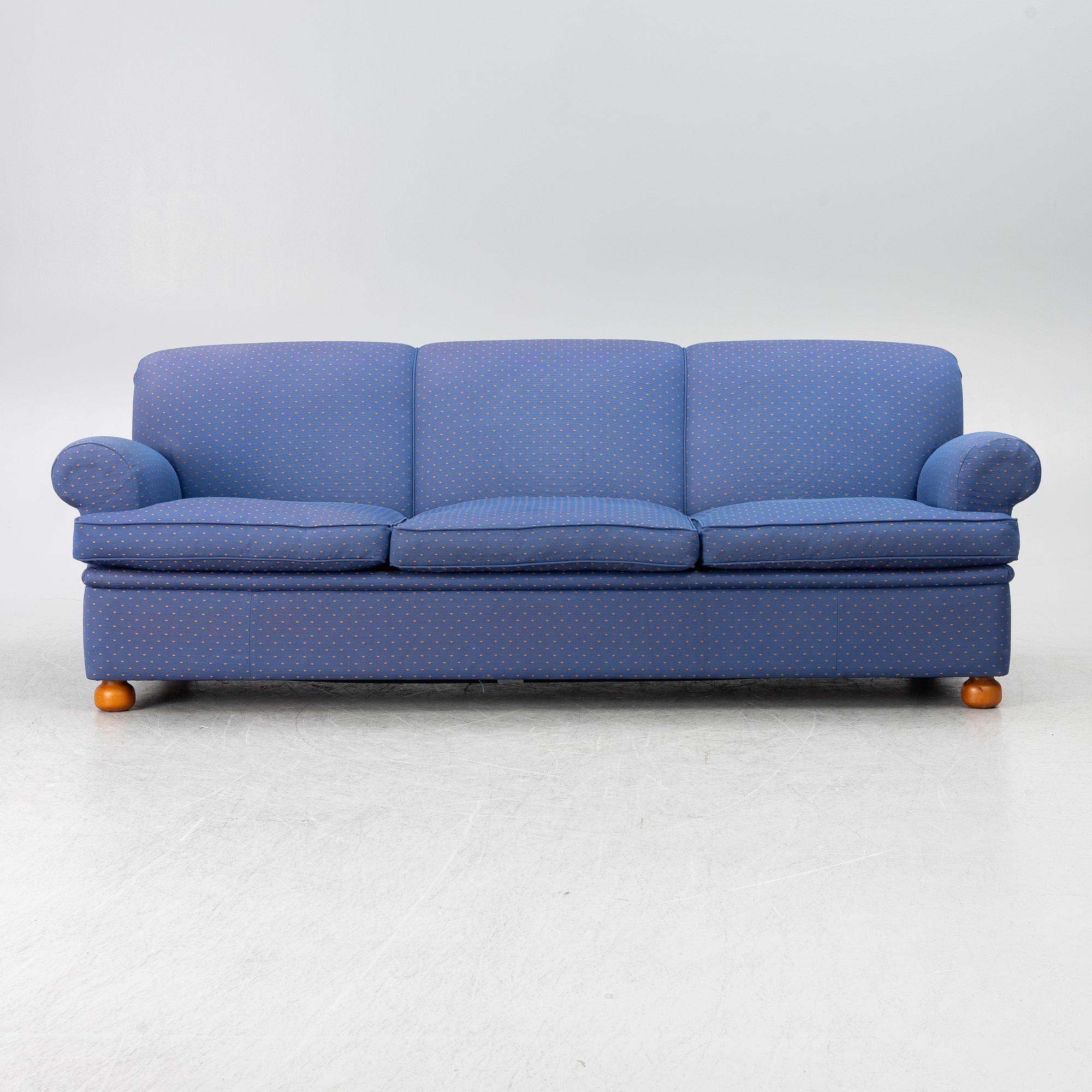 Josef Frank, a model 703 sofa, Svenskt Tenn. 2011.