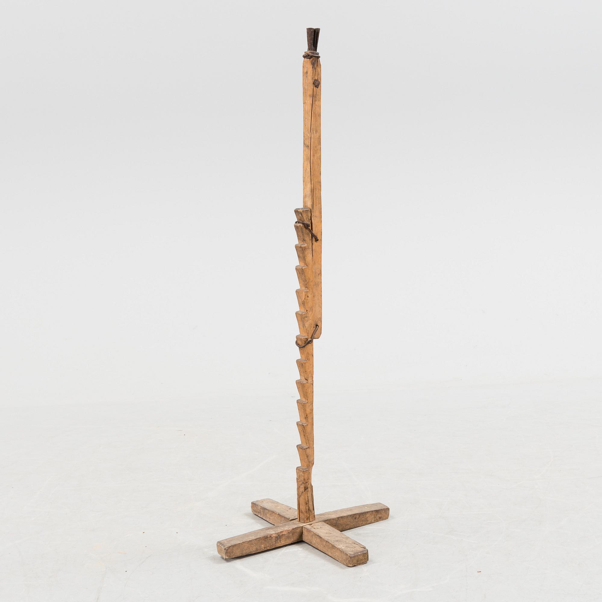LJUSSTAKE, så kallad lysekärring, allmoge 1800-tal.