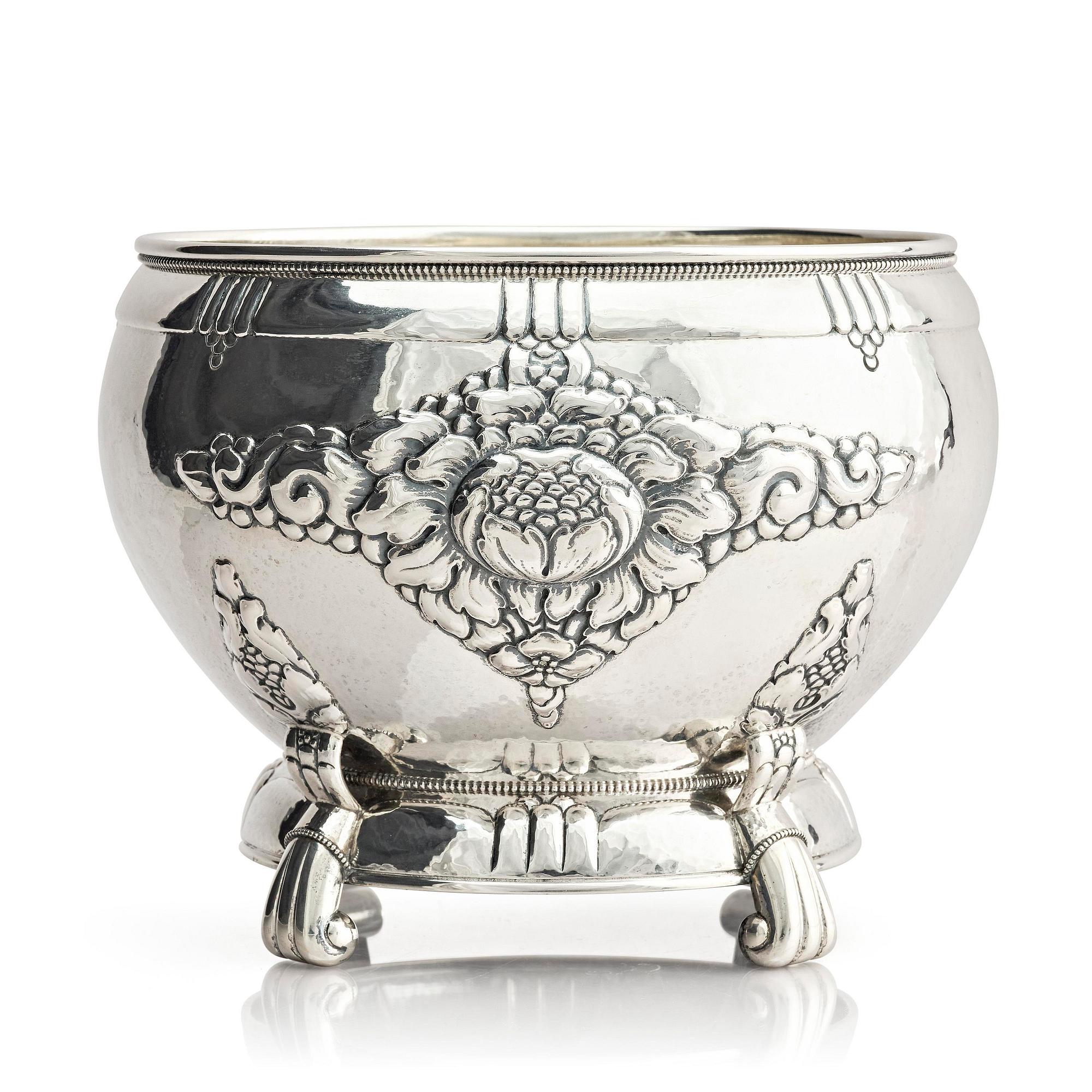 A Swedish early 20th century art nouveau silver centerpiece bowl, mark of Karl Anderson, Stockholm 1916.